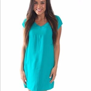 🚦3-$25🚦NWT Turquoise Shift Dress Size Small